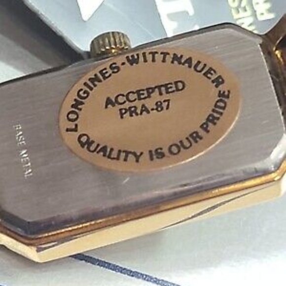 Vintage Wittnauer AS1740 Swiss 0280 Diamond Romance goldtone watch still in box - Picture 2 of 8